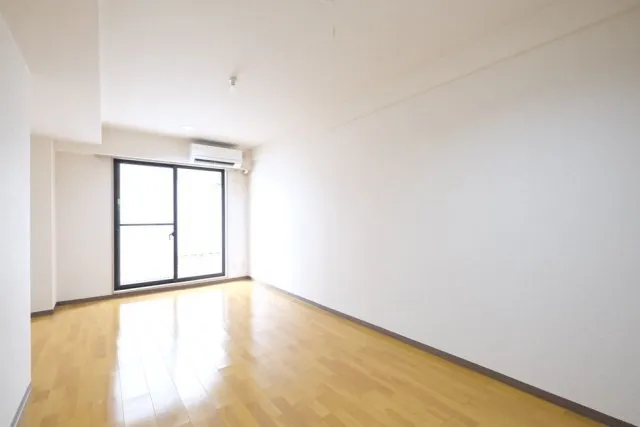 Bell Park City Nishi-Shinjuku - Interior - ["Flooring", "Floor", "Ceiling"]