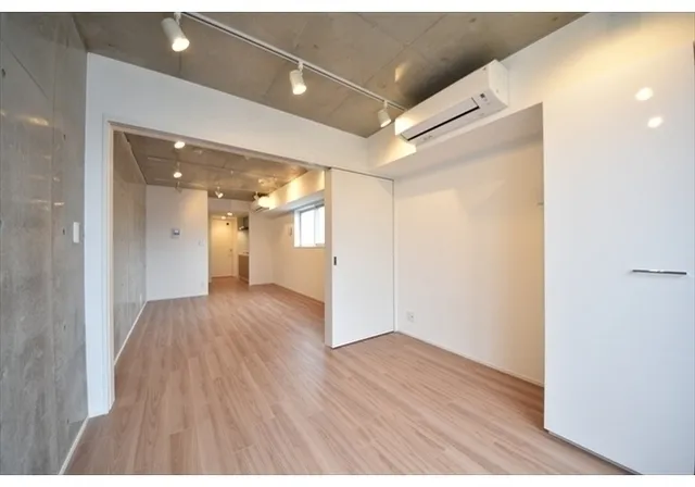 Grand Paseo Yoyogi Uehara II - Interior - ["Flooring", "Ceiling", "Floor"]