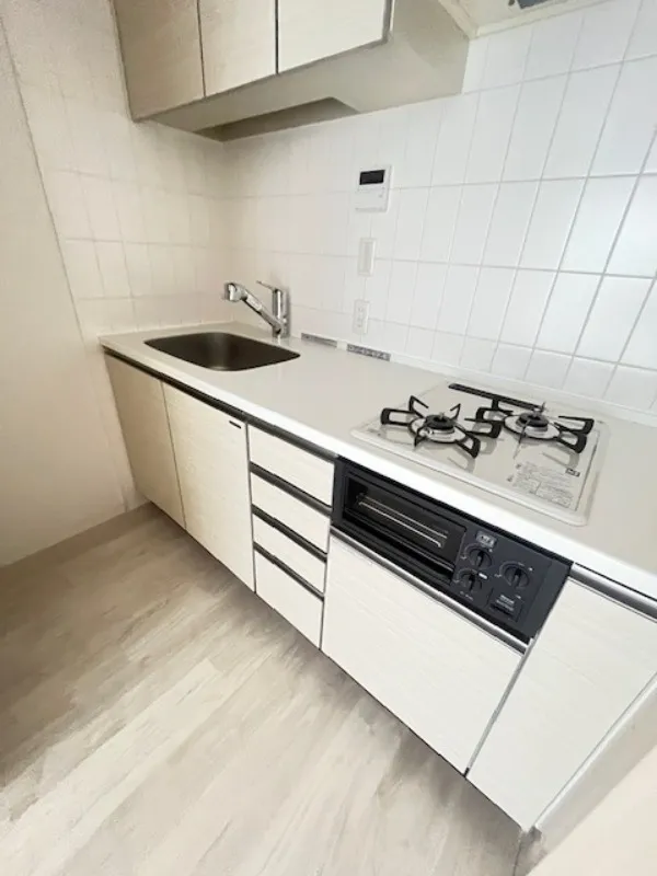 West Park Tower Ikebukuro - Interior - ["Flooring", "Floor", "Major appliance"]