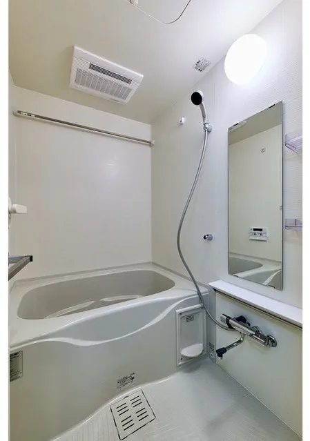 Gran Casa Oku - Interior - ["Plumbing fixture", "Interior design", "Bathroom"]