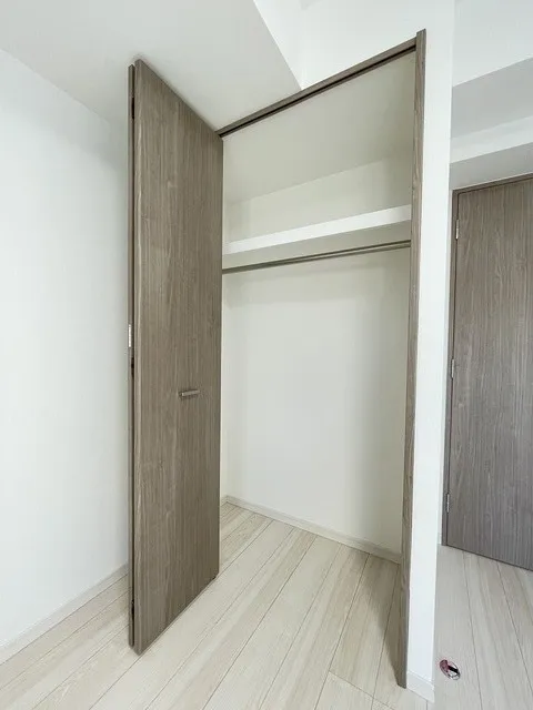 Terrace Miele Bunkyo Yayoi - Interior - ["Rectangle", "Wood", "Floor"]