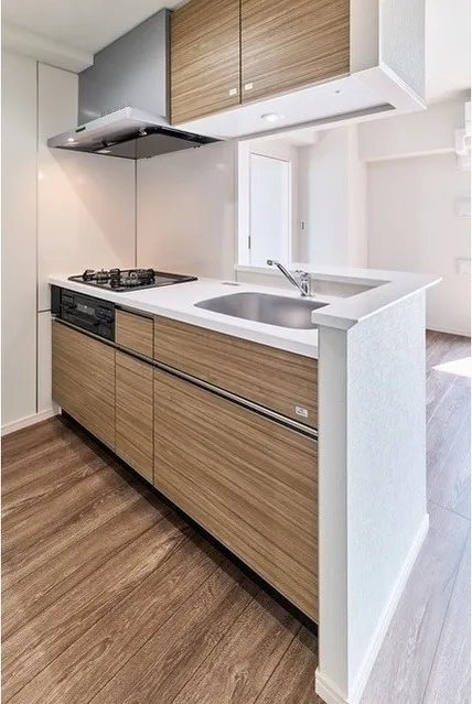 Gran Casa Hikifune II - Interior - ["Kitchen", "Countertop", "Major appliance"]