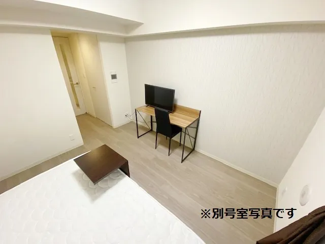 Presence Gene Asakusa East - Interior - ["Flooring", "Wood", "Floor"]
