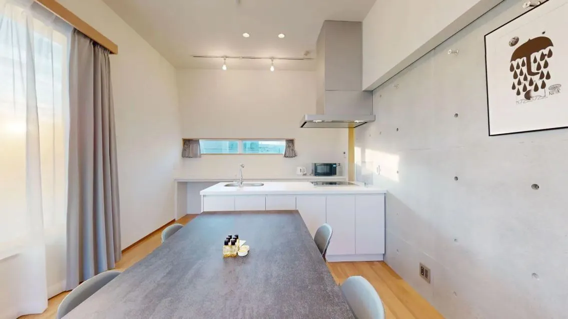 Hmlet Gakugei Daigaku - Interior - ["Flooring", "Wall", "Interior design"]