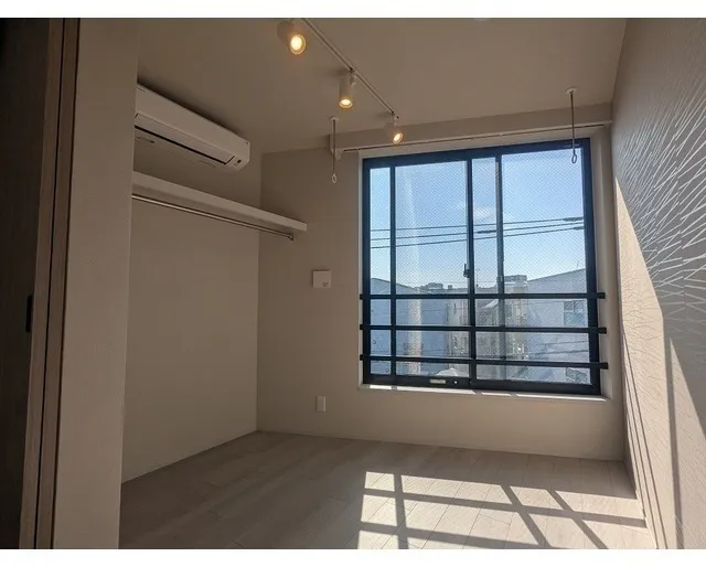 Grande Ikebukuro Honcho - Interior - ["Apartment", "Ceiling", "Daylighting"]