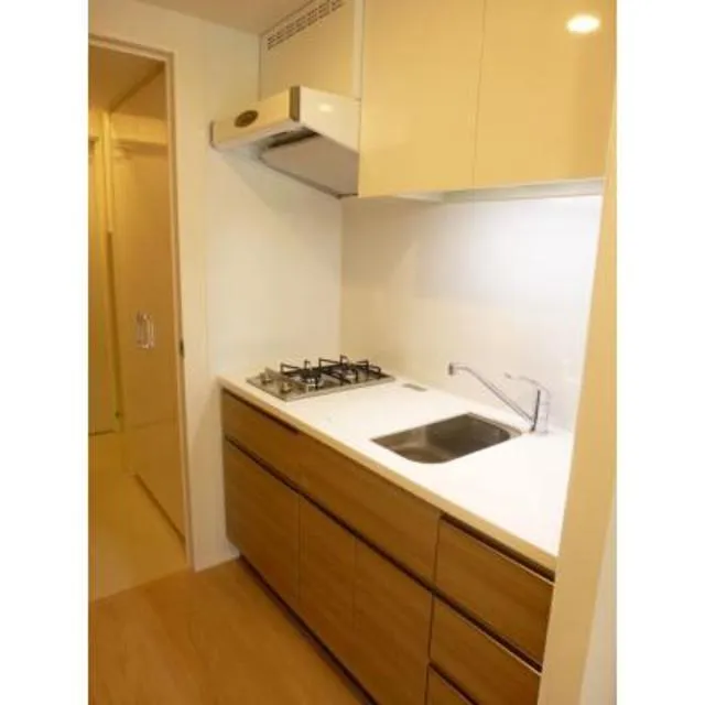 Park Axis Kamata Station Gate - Interior - ["Cabinetry", "Countertop", "Building"]