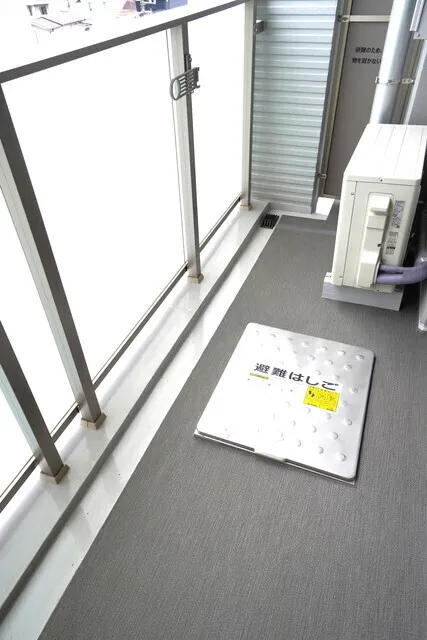 J.GRAN Court Shinagawa Nishioi WEST - Interior - ["Flooring", "Floor", "Silver"]