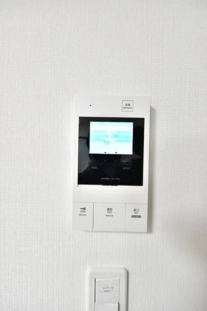 RJ Casa Sakurashinmachi - Interior - ["Rectangle", "Grey", "Output device"]