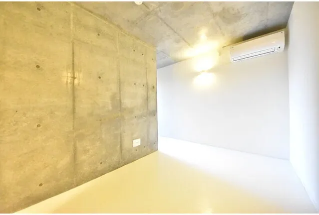 Tiger Ebara Nakanobu - Interior - ["Ceiling", "Flooring", "Floor"]