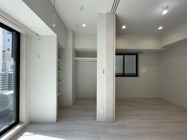 Milia Residence Ryogoku II - Interior - ["Flooring", "Floor", "Ceiling"]