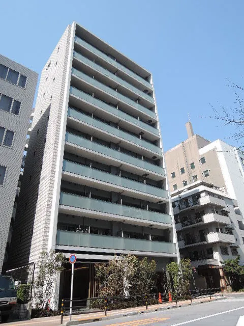 Elcia Gotanda - Exterior - ["Building", "Sky", "Daytime"]