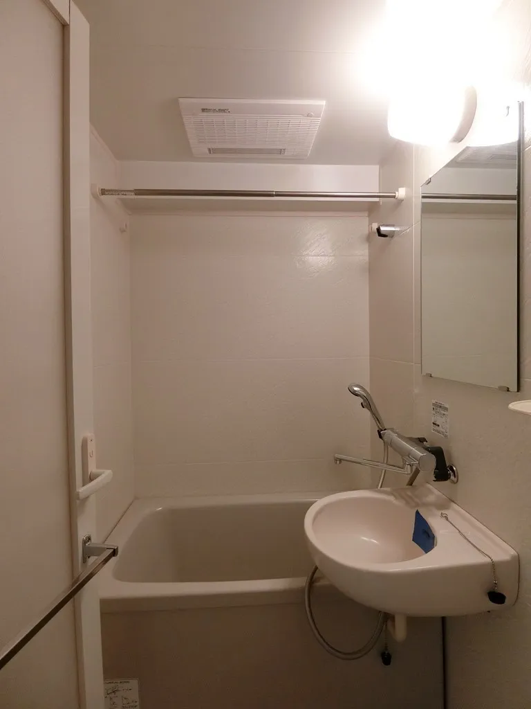 Cross Residence Kamata - Interior - ["Plumbing fixture", "Interior design", "Plumbing"]