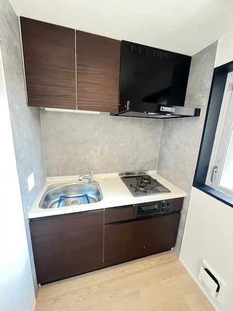 Residia Tower Azabujuban - Interior - ["Major appliance", "Flooring", "Floor"]