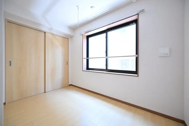 CENTRAL GARDEN RESIDENCE TOKYO - Interior - ["Wood", "Flooring", "Floor"]