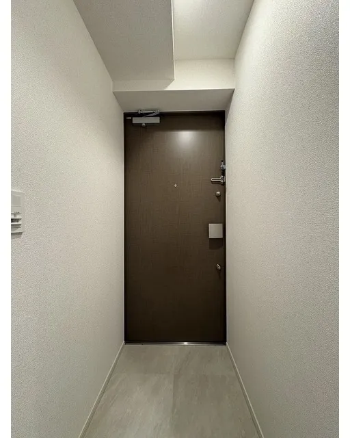 Due Oku - Interior - ["Flooring", "Floor", "Ceiling"]