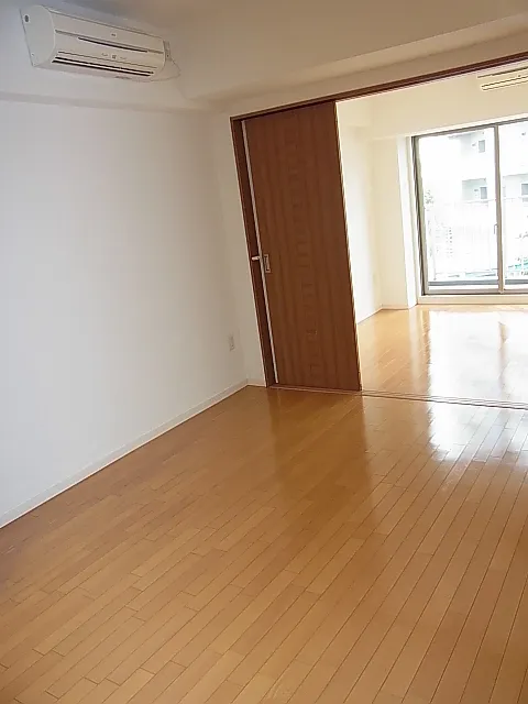 Esty Maison Toyosu Residence - Interior - ["Flooring", "Floor", "Wood flooring"]
