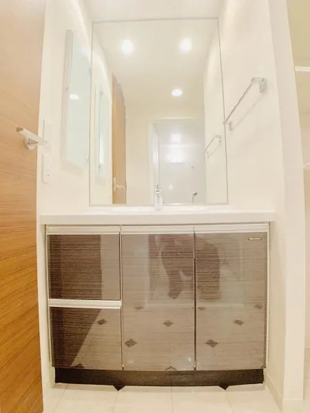 Premier Comfort Nishiogikubo - Interior - ["Wall", "Flooring", "Wood"]