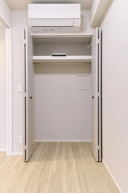 Urbanex Kinshi Park III - Interior - ["Wood", "Flooring", "Floor"]