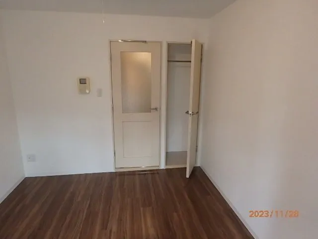 Wellhouse Hiroo - Interior - ["Flooring", "Floor", "Wood flooring"]