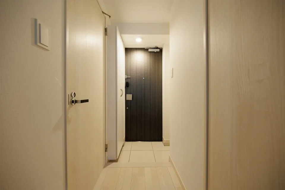 Hmlet Morishita II - Interior - ["Wall", "Flooring", "Wood"]