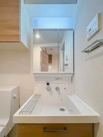 Harmony Residence Shinagawa Takanawa - Interior - ["Plumbing fixture", "Flooring", "Interior design"]
