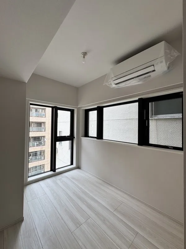 Lumiec Kinshicho - Interior - ["Wood", "Flooring", "Interior design"]