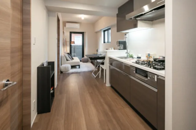Open Residencia Yoyogi - Interior - ["Furniture", "Cabinetry", "Countertop"]