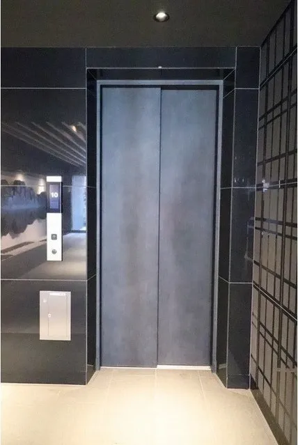 Comforia Taito Negishi - Other - ["Glass", "Door", "Grey"]