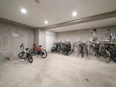 Cabin Arena Akasaka - Other - ["Flooring", "Ceiling", "Floor"]