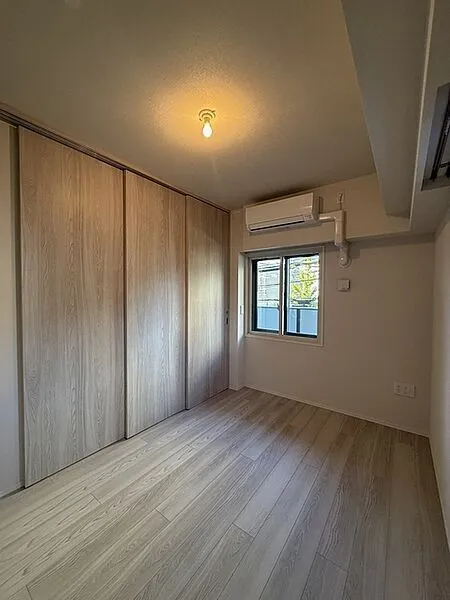 Predia Court Sangenjaya - Interior - ["Flooring", "Wood", "Floor"]