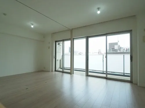 Park Homes Kinshicho Sarue Onshi Park - Interior - ["Floor", "Flooring", "Wood flooring"]