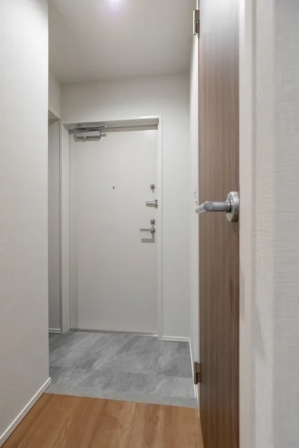 Court Residence Minami Otsuka - Interior - ["Flooring", "Wall", "Floor"]
