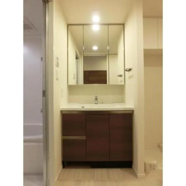 Park Axis Takinogawa La Breeze - Interior - ["Property", "Room", "Bathroom accessory"]