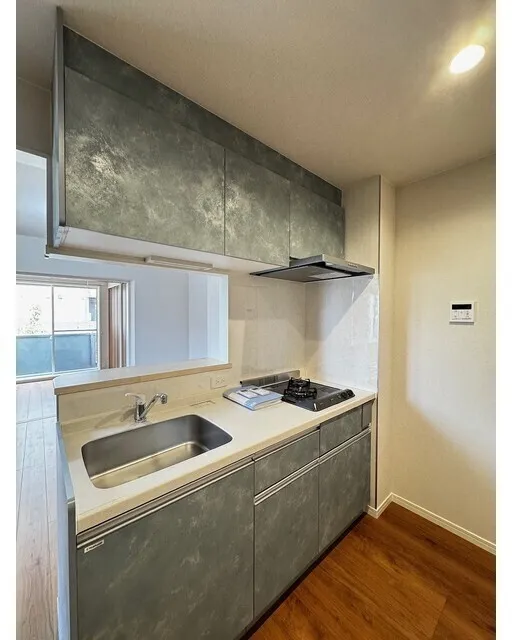Well Square Hatagaya - Interior - ["Kitchen", "Countertop", "Major appliance"]