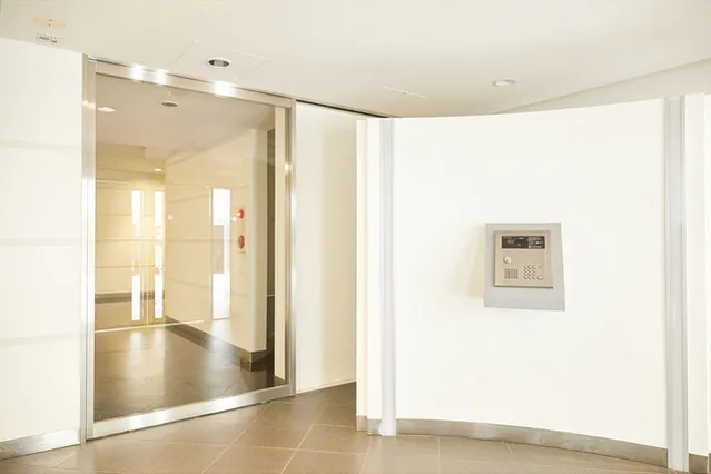 FLEG Mita Grato - Exterior - ["Ceiling", "Room", "Floor"]