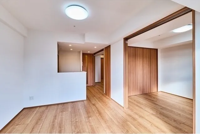Gran Casa Oku - Interior - ["Flooring", "Floor", "Wood flooring"]