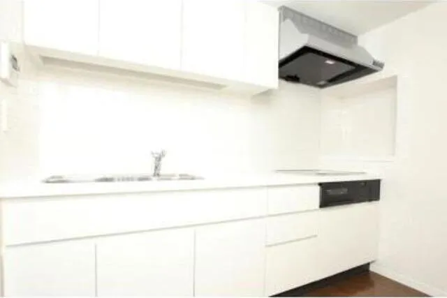 Park Axis Toyosu - Interior - ["Cabinetry", "Countertop", "Tap"]