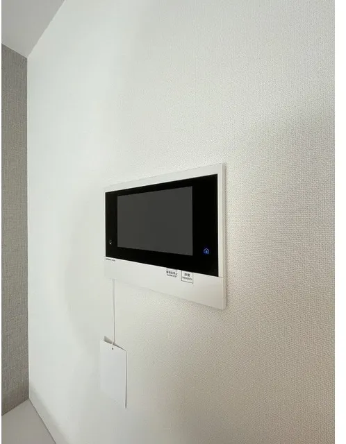 Comforia Nakakasai - Interior - ["Electronic device", "Display device", "Electronics"]