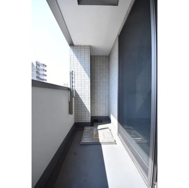 Polar Oku - Interior - ["Fixture", "Interior design", "Floor"]