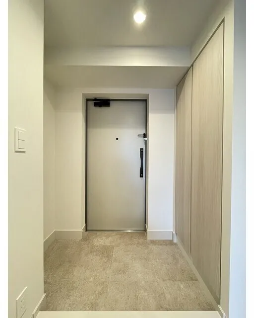 Comforia Liv Minamisunamachi East - Interior - ["Flooring", "Wall", "Floor"]