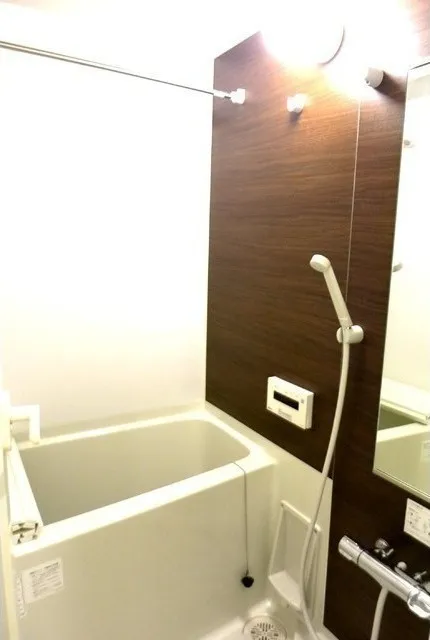 Laurier Ginza - Interior - ["Cabinetry", "Shelf", "Drawer"]