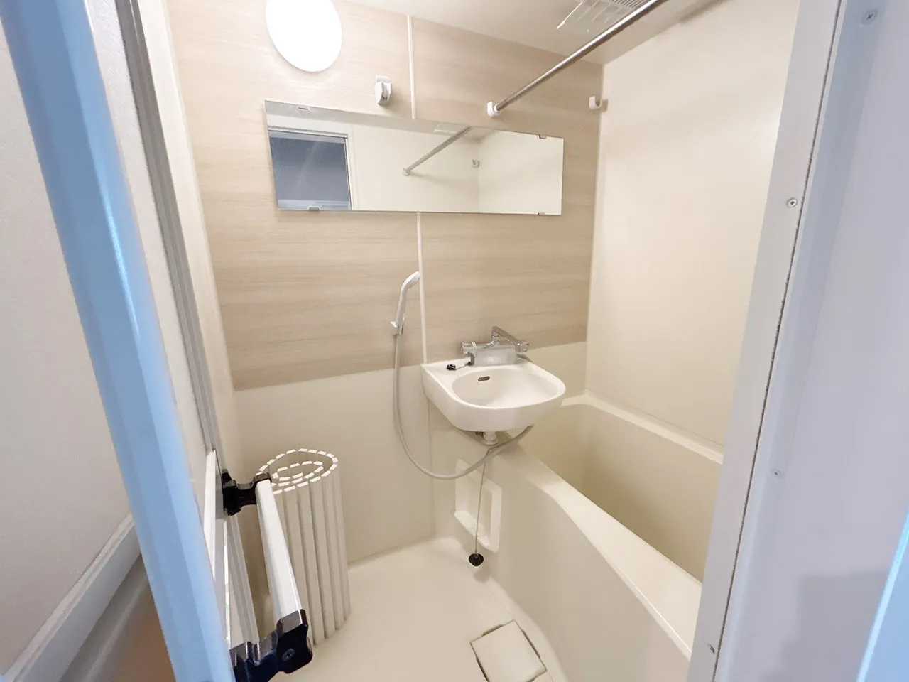 Mynavi Stay Akihabara Station - Interior - ["Plumbing fixture", "Bathroom", "Flooring"]