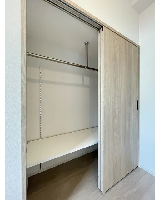 Stylio Kamata West - Interior - ["Wood", "Flooring", "Floor"]