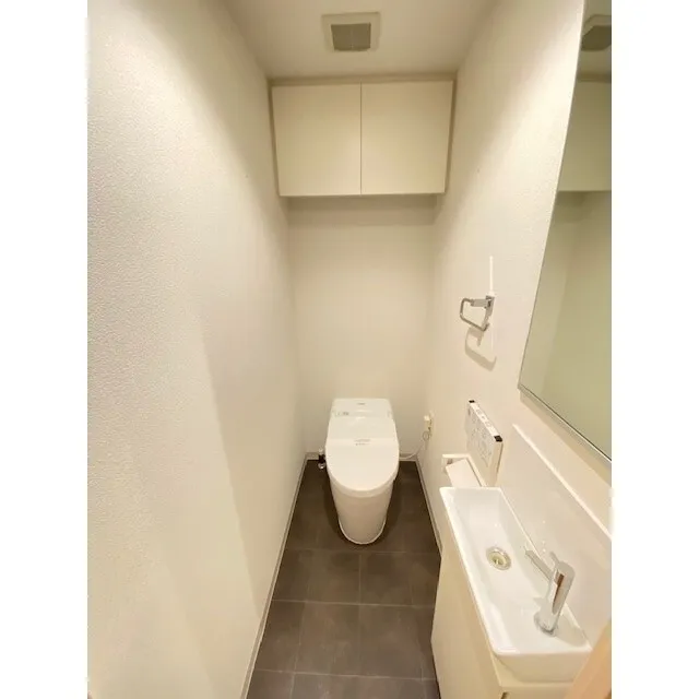 Ebisu Mukaiyama Sky Heights - Interior - ["Toilet", "Bathroom", "Plumbing fixture"]
