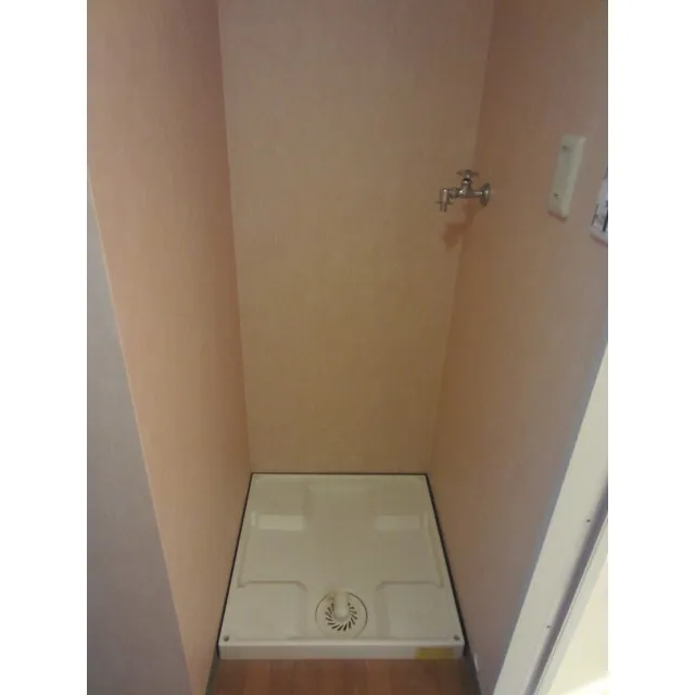 Rafuge Oimachi - Interior - ["Door", "Wood", "Rectangle"]