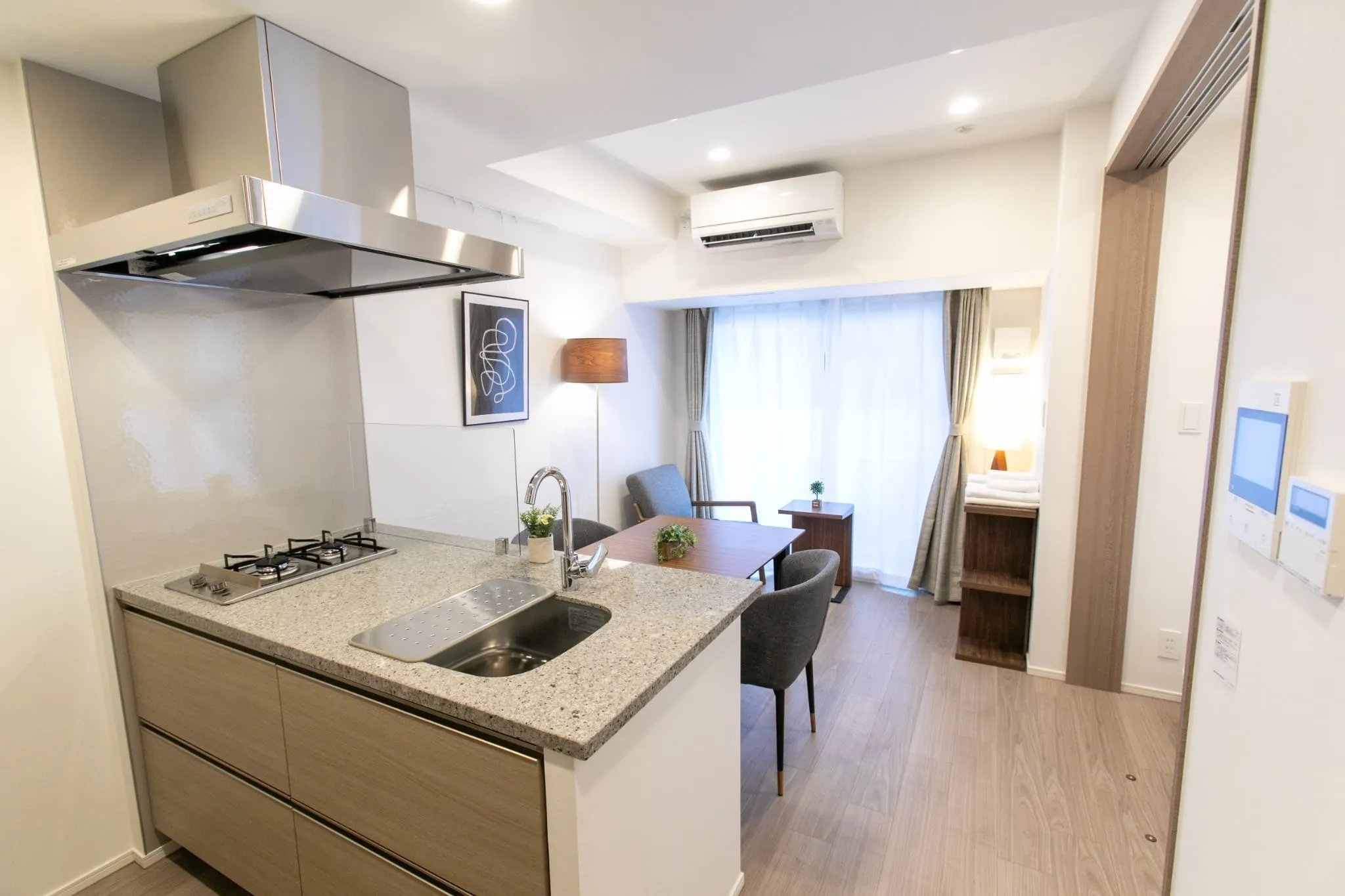 Hmlet Temma doshin - Interior - ["Wood flooring", "Countertop", "Kitchen"]