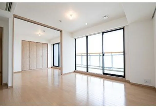 River & Tower - Interior - ["Apartment", "Wood flooring", "Floor"]