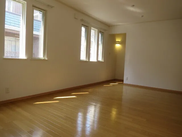 Flare Komagome - Interior - ["Wood flooring", "Flooring", "Floor"]