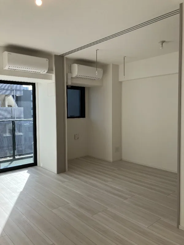 Season Flats Ryogoku - Interior - ["Flooring", "Floor", "Ceiling"]
