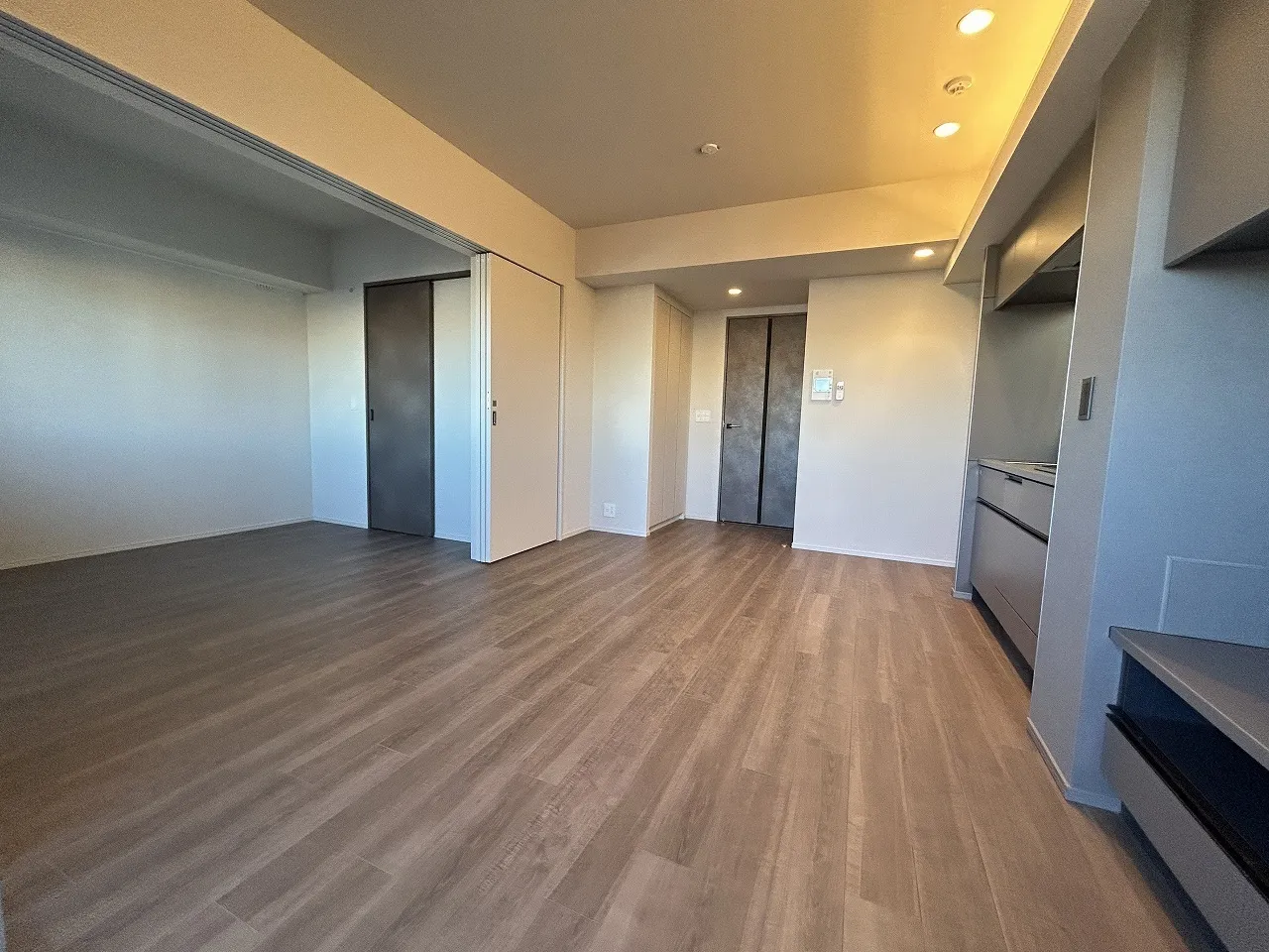 Blanchiesta Kiba - Interior - ["Flooring", "Floor", "Ceiling"]